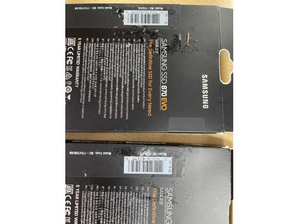 SSD 2,5 4TB Samsung 870 EVO MKX MLC 560/530MB/s damaged box